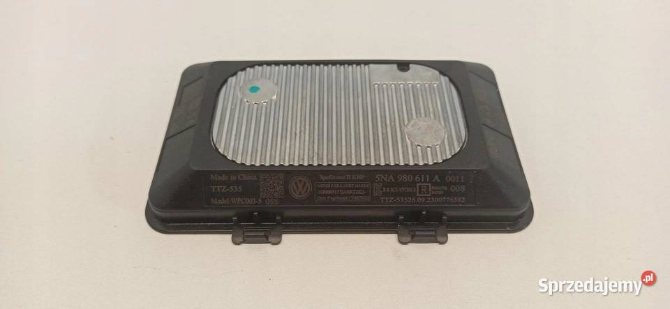 VW GOLF VIII 8 HB ŁADOWARKA INDUKCYJNA Ładowarki samochodowe dolnośląskie