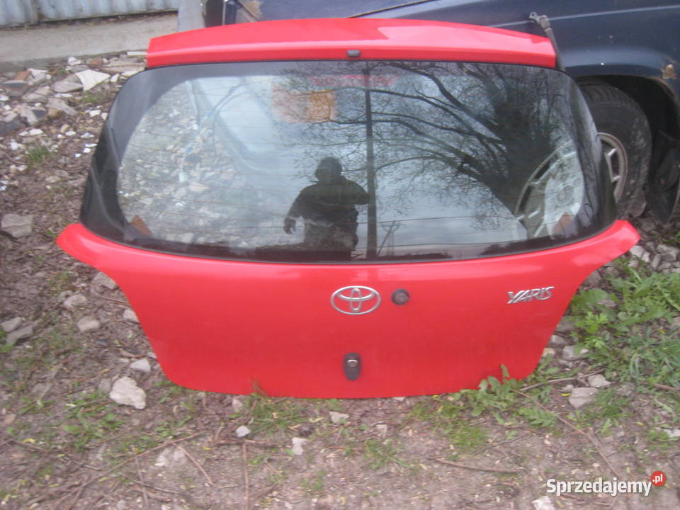 klapa tylna tył Toyota Yaris I 9906 Czerwona Kraków sprzedam