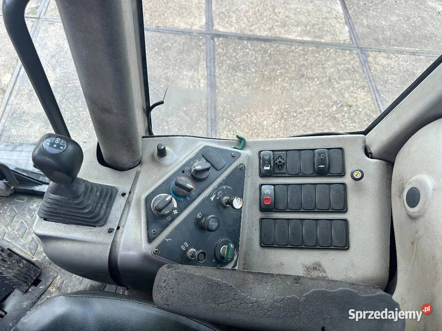 Równiarka drogowa Volvo
