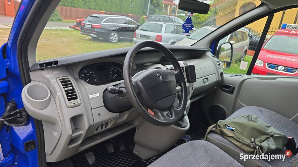 Renault trafic pesenger 25 long klima osobowy nieuszkodzony Samochody dostawcze Zamość