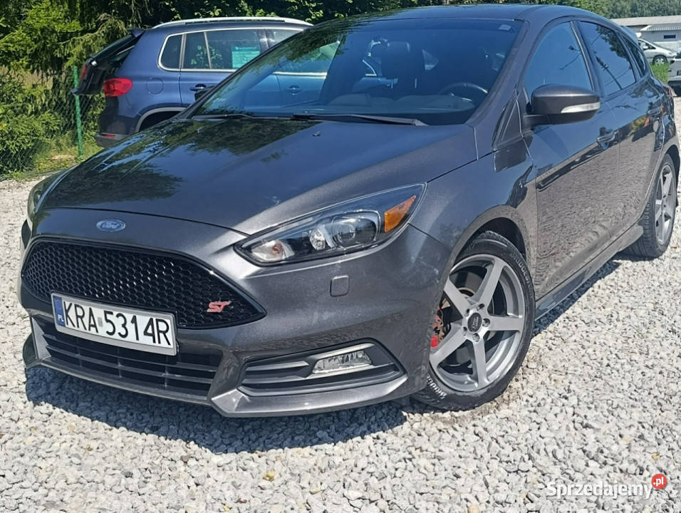 Ford Focus ST 20250 Mały przebieg serwisowany szary Focus Dulowa