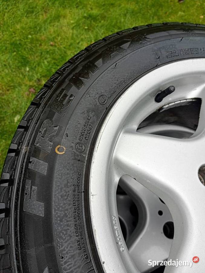 Alufelgi opony zimowe 15 Mercedes c klase Kielce sprzedam