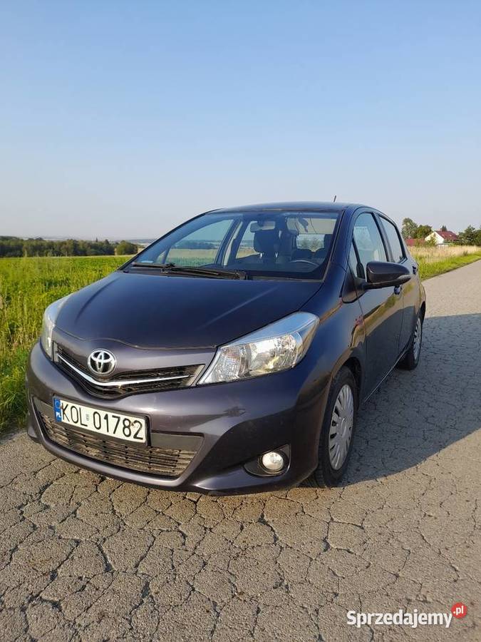 Toyota yaris 10 VVTi 2012r 188 klima 2 komplety Olkusz