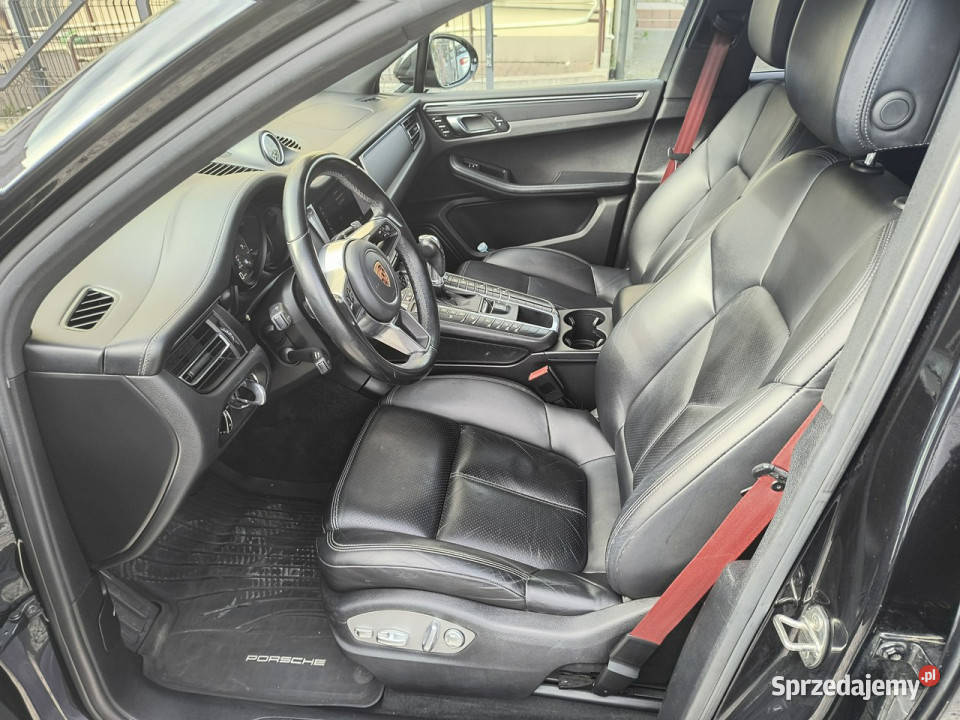 Porsche Macan Salon Bezwypadkowy Serwis I ASR (kontrola trakcji) Bydgoszcz