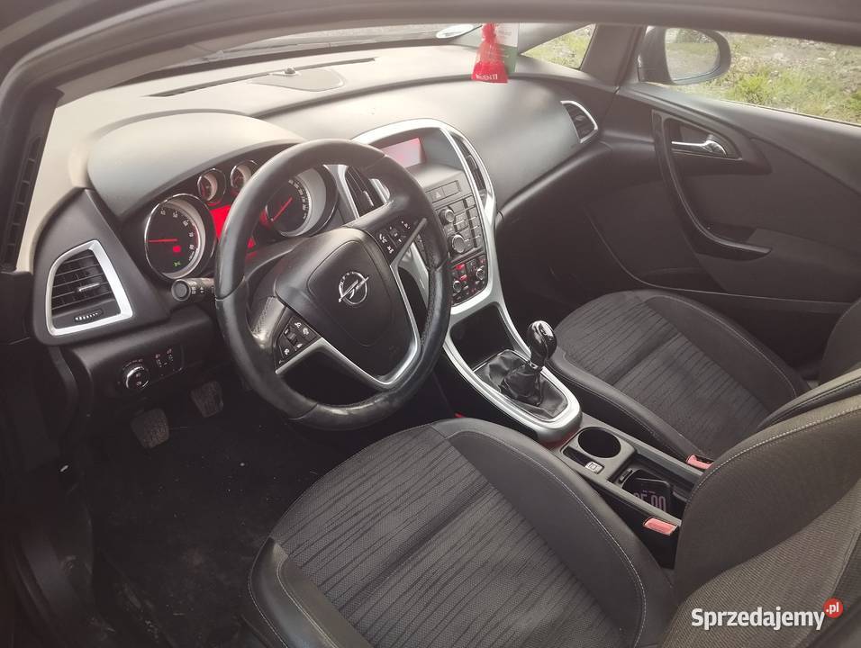 Opel Astra j Ściborzyce