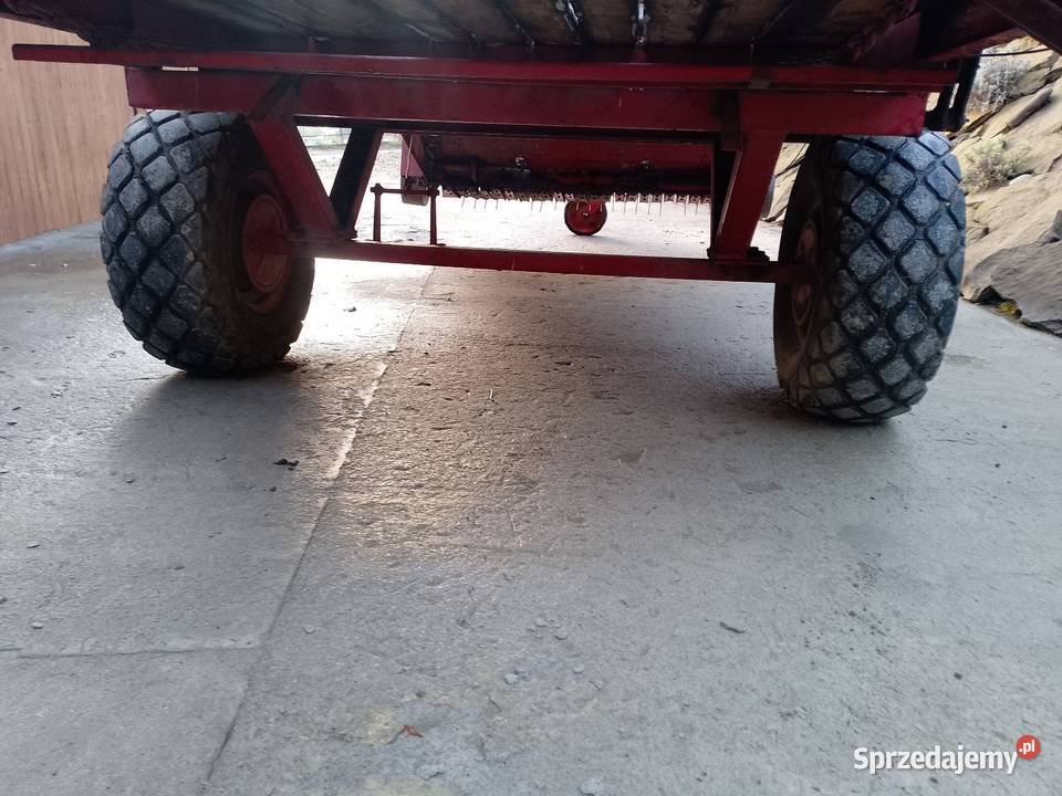 Przyczepa samozbierająca nieuszkodzony Kicznia