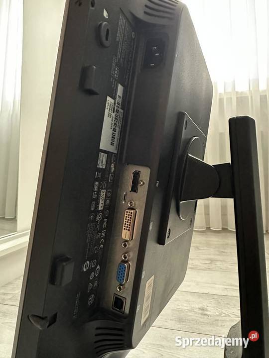 Monitor HP E190i IPS HP Monitory i projektory Legnica sprzedam