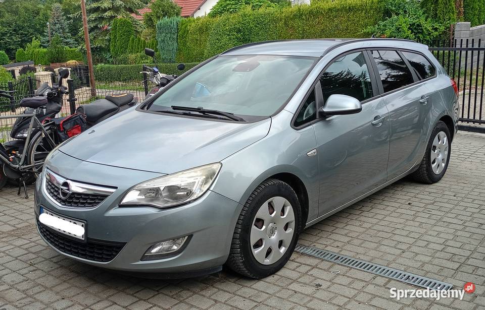 Opel Astra J Enjoy SS Nawigacja Doinwestowany Bochnia
