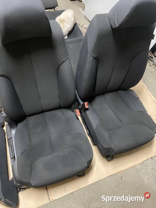 Komplet Fotel Passat B6 osobowe Fotele i kanapy Lwówek Śląski