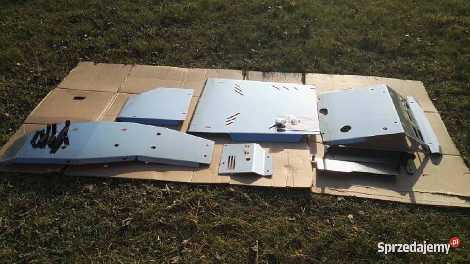 Osłona podwozia POD SILNIK Mitsubishi Pajero 3 Pasłęk sprzedam