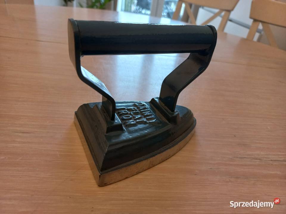 Stare żelazko w stanie Kolekcje Piastów