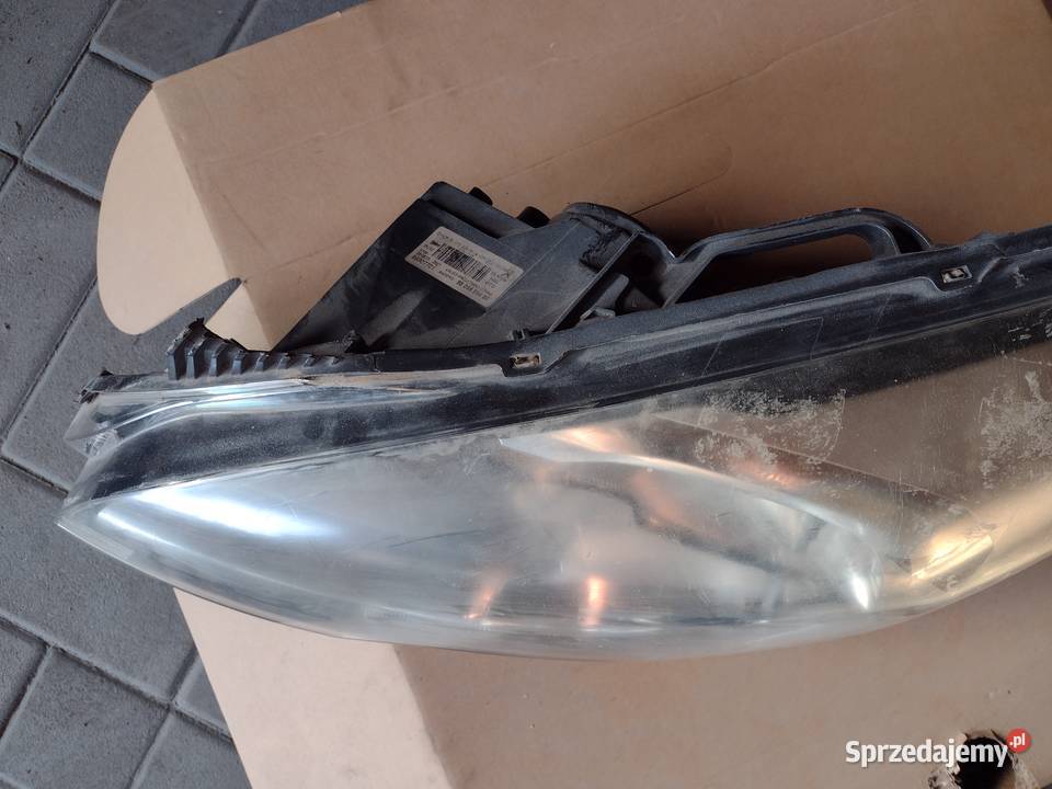 Lampa lewa przednia peugeot 3008 lift Aleksandrów Łódzki