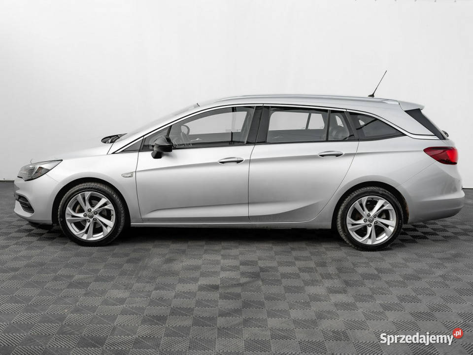 Opel Astra 5WY1412 T Elegance Podgrzf I kier światła przeciwmgielne Pępowo