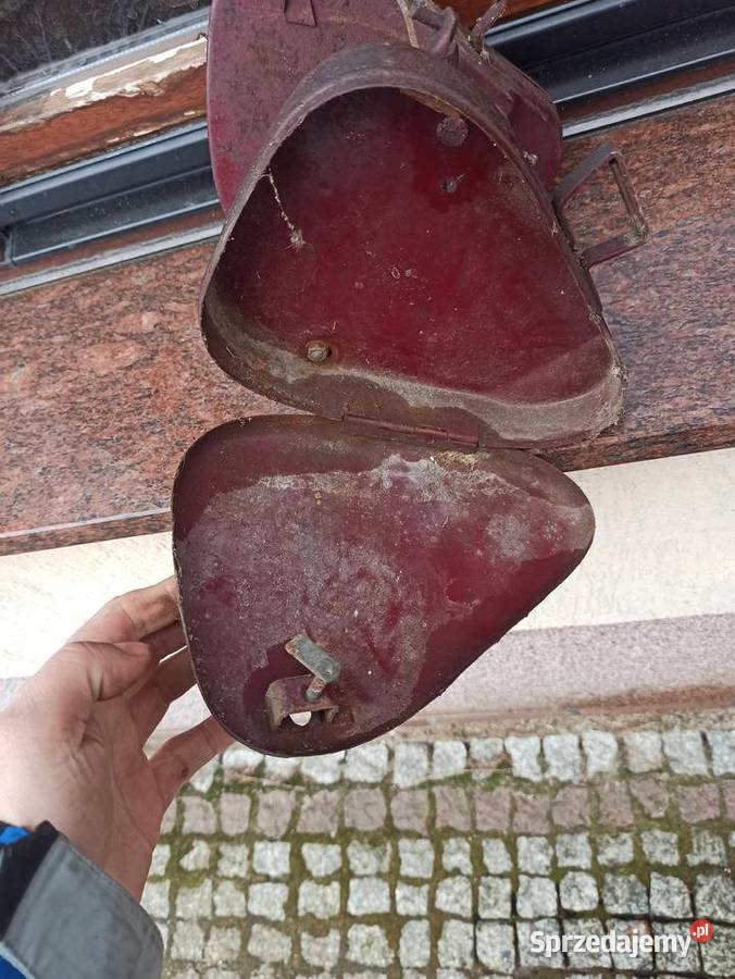 Puszki WFM wsk podstawa akumulatora schowek Gliwice sprzedam