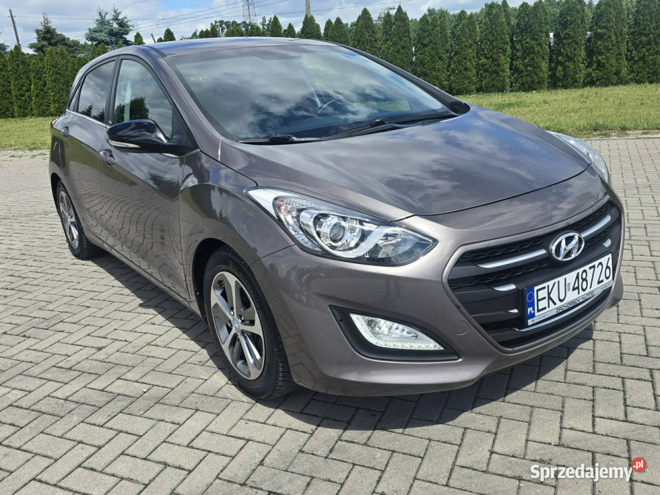 Hyundai i30 16crdi NavigacjaTempomatLedyKlimatr 1600cm3 łódzkie Kutno