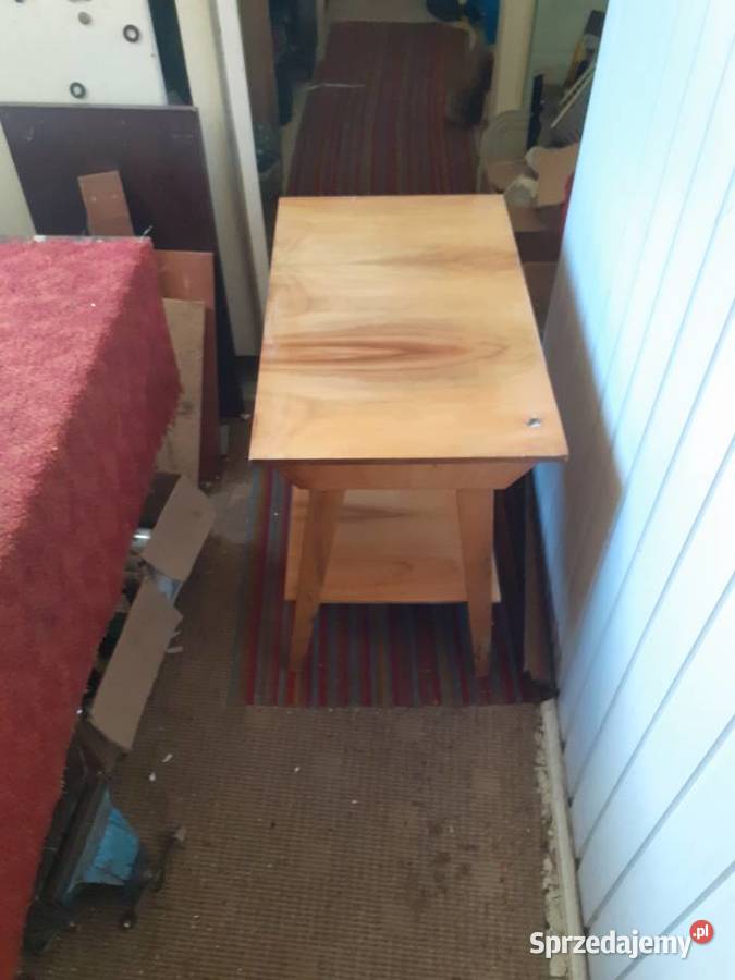 stolik Junior z okresu PRL 1975r Sandomierz