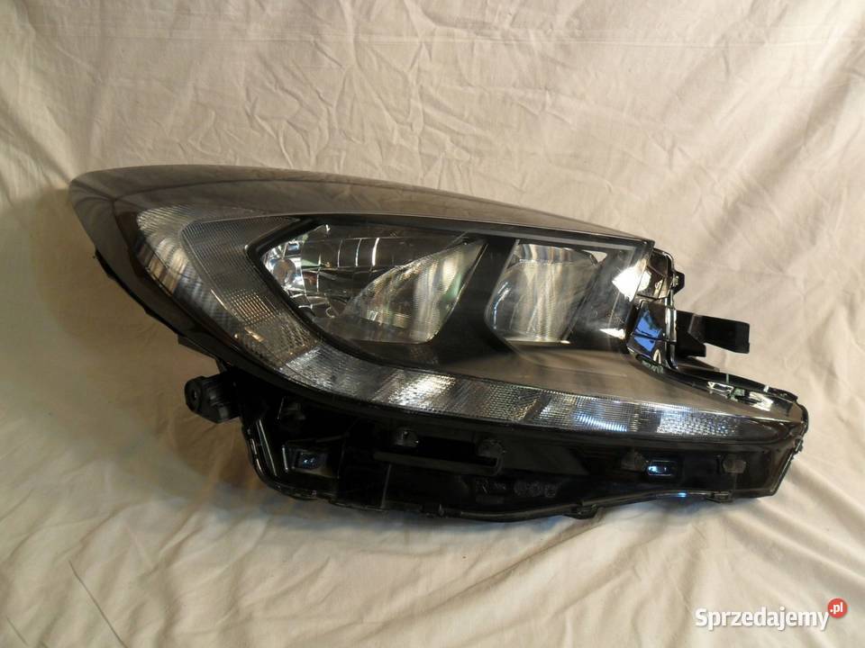 Toyota Aygo X Reflektor Prawy Przedni Lampa wielkopolskie Nowy Tomyśl