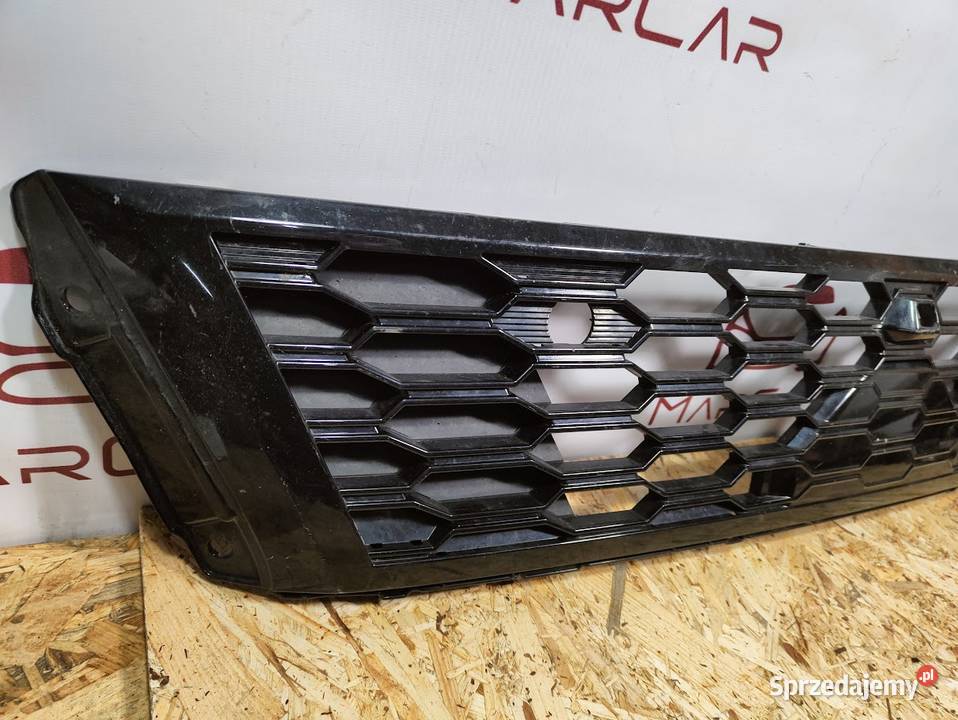 Grill Atrapa Mitsubishi Eclipse Cross Lift 2021 osobowe Pleszew sprzedam