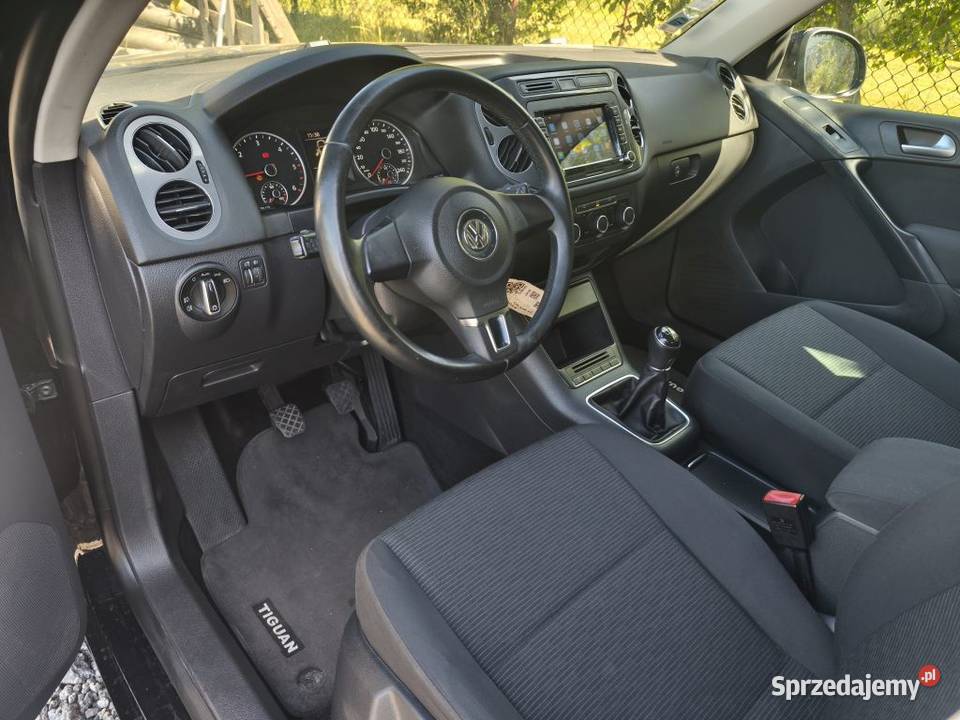 VW Tiguan 20 TDI 110 navi klima carplay pdc stan