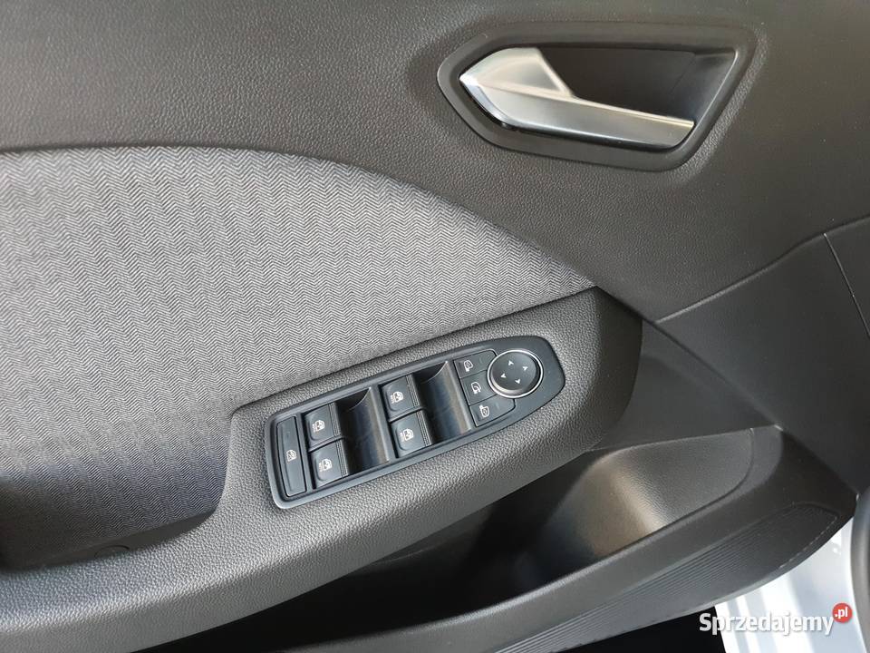 Clio 10 TCe Techno LPG pełny VAT