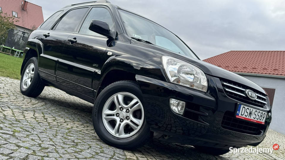 Kia Sportage 20 CRDI 112 napęd 4x4 Hak Alu centralny zamek Strzegom