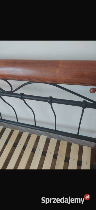 Sprzedam łóżko używane 140cm Ciechanów