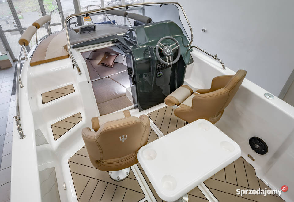 ŁÓDZ MOTOROWA TRIDENT SUNDECK 640 Z PRZYCZEPĄ Rok produkcji 2025 Ełk sprzedam