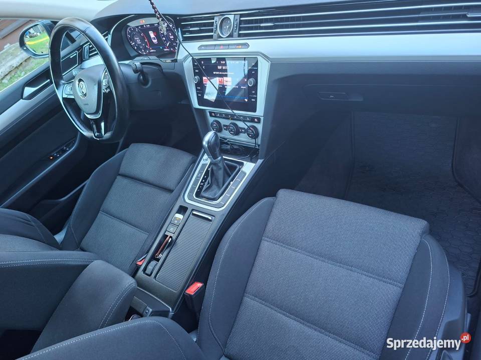 VW Passat B8 14 TSI DSG z 2018 przebieg 133 150KM świętokrzyskie Małogoszcz