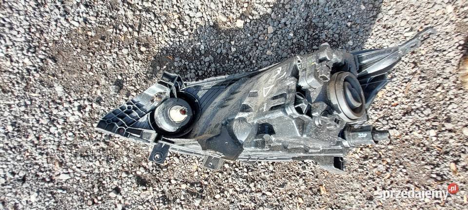 Nissan nv200 NV 200 REFLEKTOR lampa przód prawa Wrocław