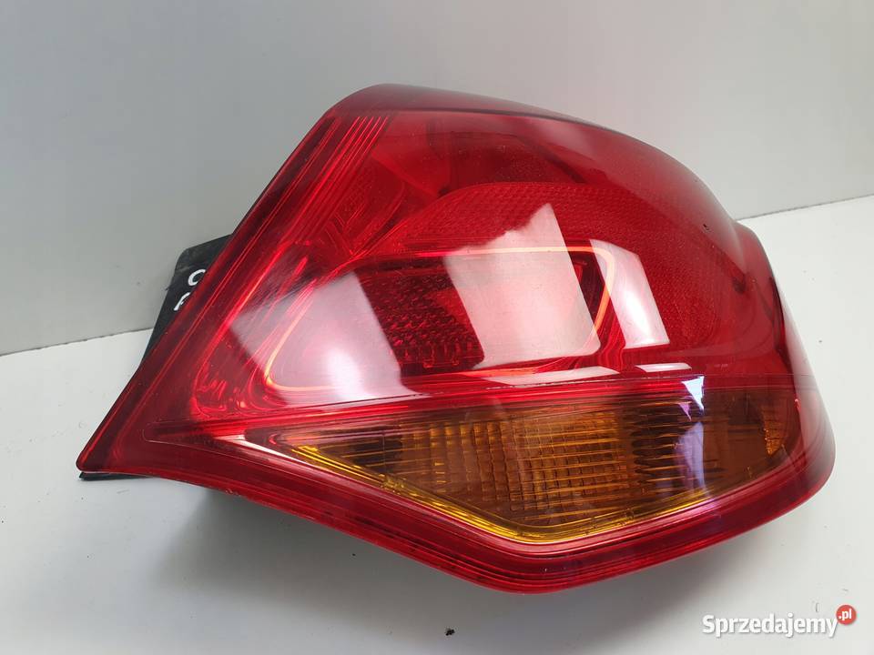 LAMPA PRAWA Opel Astra J IV HB 0915r TYLNA prawy osobowe Rudka sprzedam