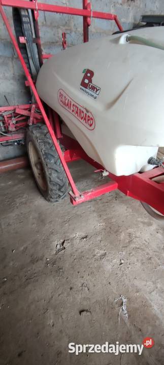 Opryskiwacz na kołach Bury Pelikan Głuchów