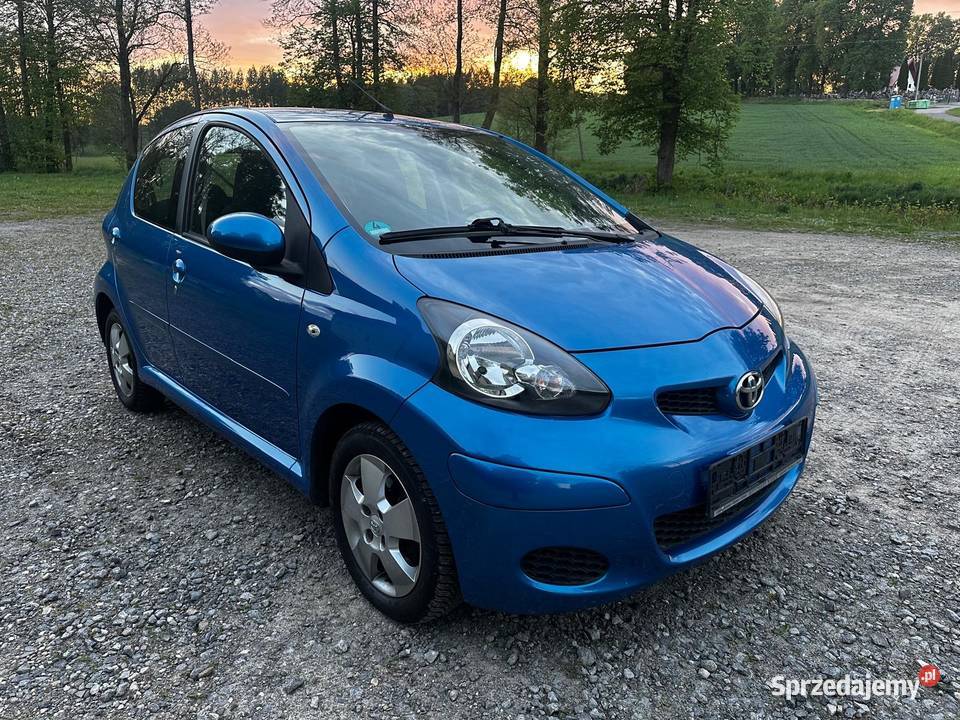 PIĘKNA TOYOTA AYGO 10 BENZYNA 68 2009r NISKIE Aygo Łękawica