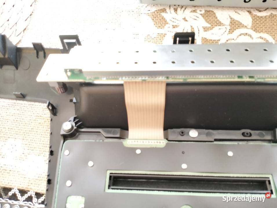 W pełni sprawne radio z panelem Mitsubishi Gniezno
