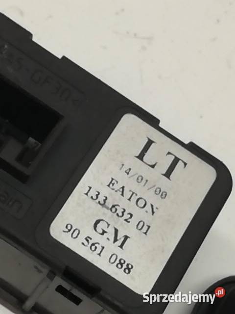 PRZEŁĄCZNIK SZYB 90561088 90561388 Opel Astra II świętokrzyskie