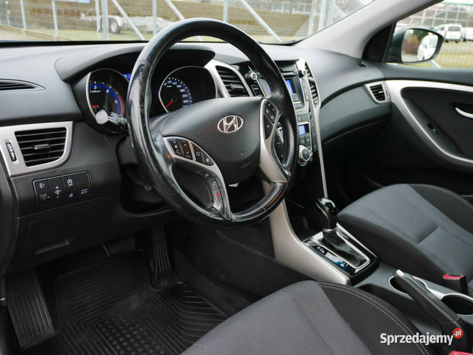 Hyundai i30 16 CRDI 110 E6 Kombi Comfort Automat śląskie