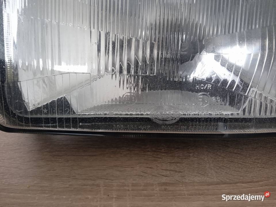 VW Passat B3reflektory przednie lewy i prawy Kamieniec Wrocławski
