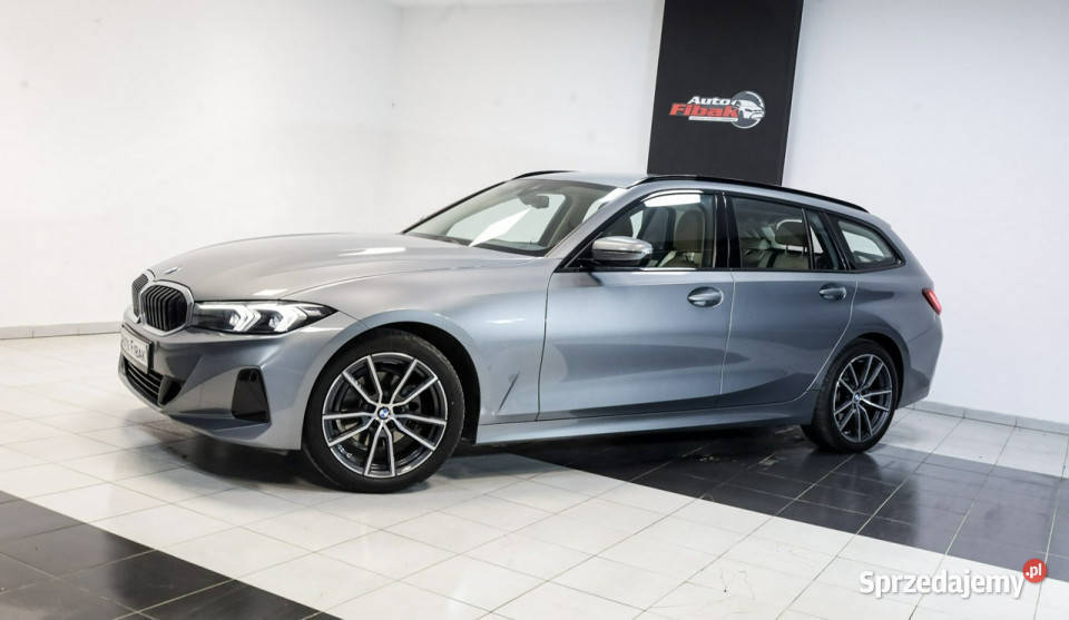 BMW 320 LCISalon PolskaI
