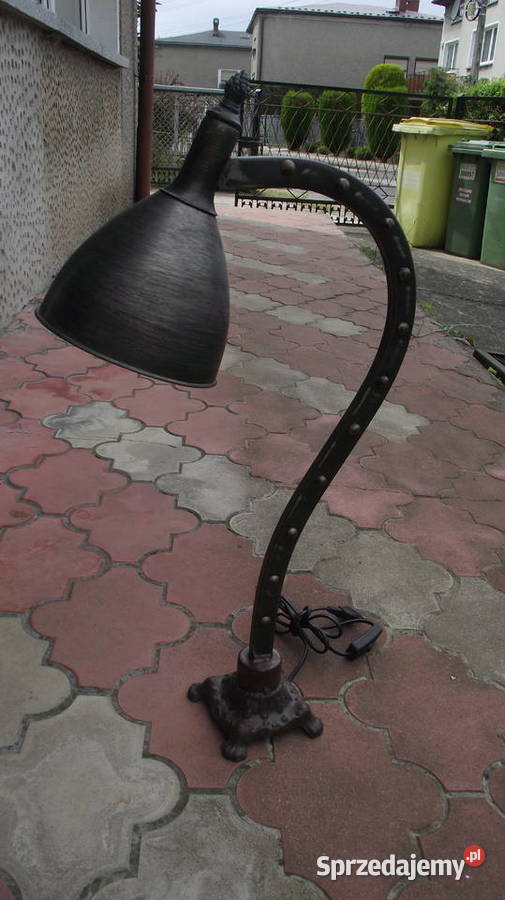 Sprzedam dwie stylowe metalowe lampy stojące Wieruszów