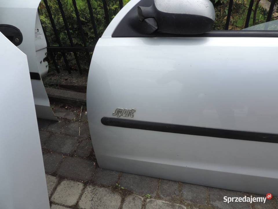 DRZWI LEWY PRZÓD OPEL CORSA C 3D Z157 małopolskie sprzedam