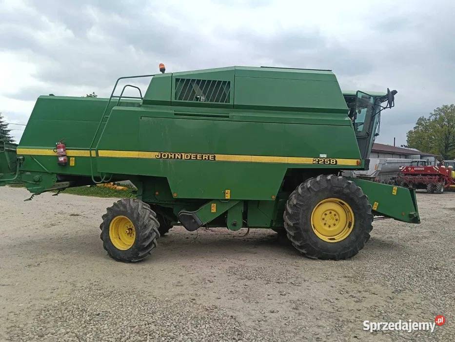 Kombajn John Deere 2258 heder 488m 1997r niski Łowicz