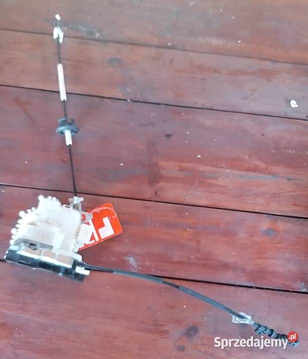 Zamek drzwi przód prawy 8j1837016c Audi śląskie Katowice