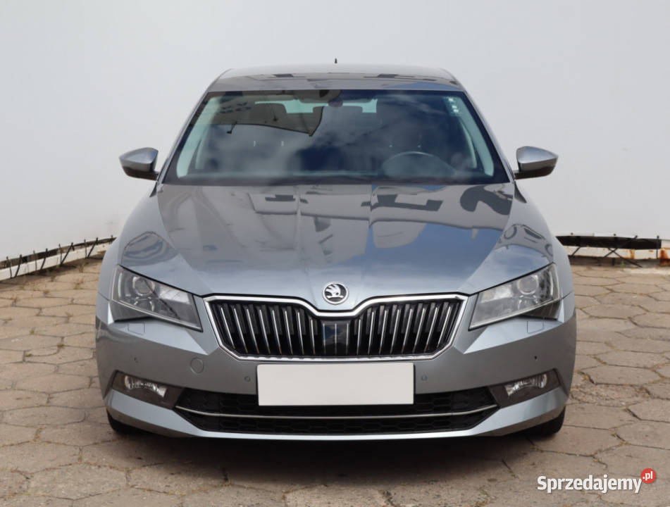 Skoda Superb 15 TSI Superb Škoda Piaseczno