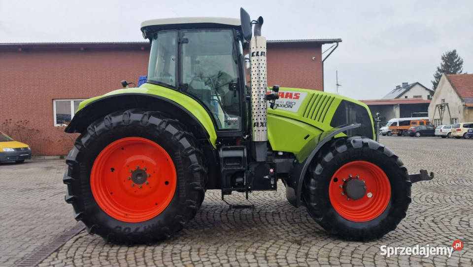 ciągniki Claas CLAAS Axion 810 CLAAS Axion 810 Skrzynia biegów Automatyczna Głogówek