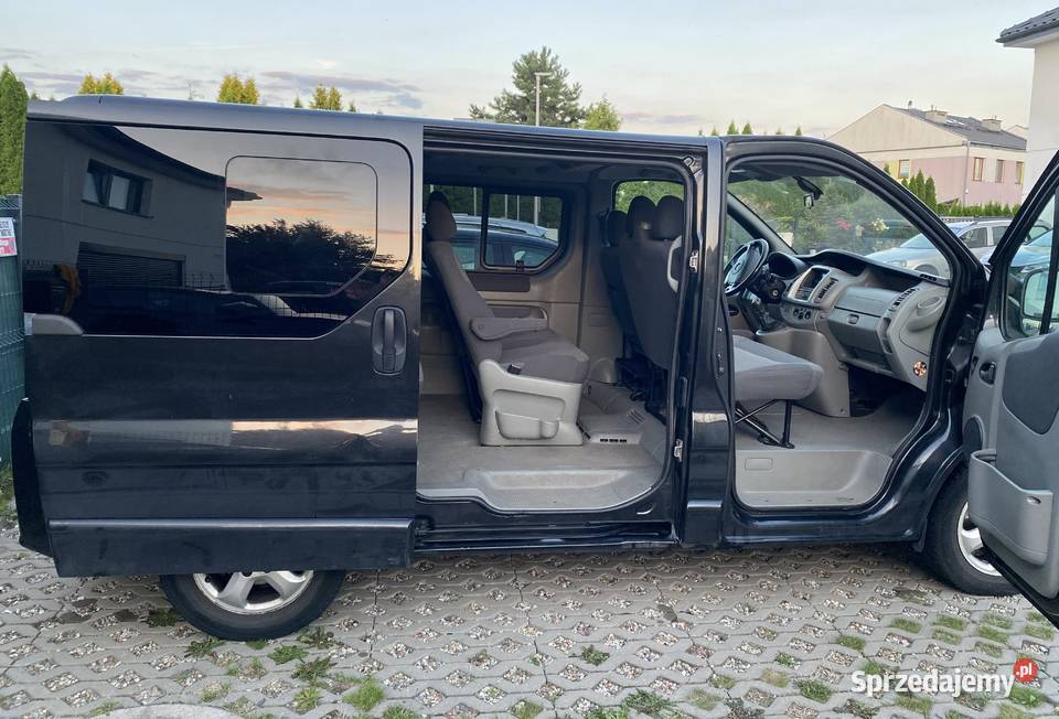 Opel Vivaro 20 CDTI 8 miejsc Tempomat Zadbany