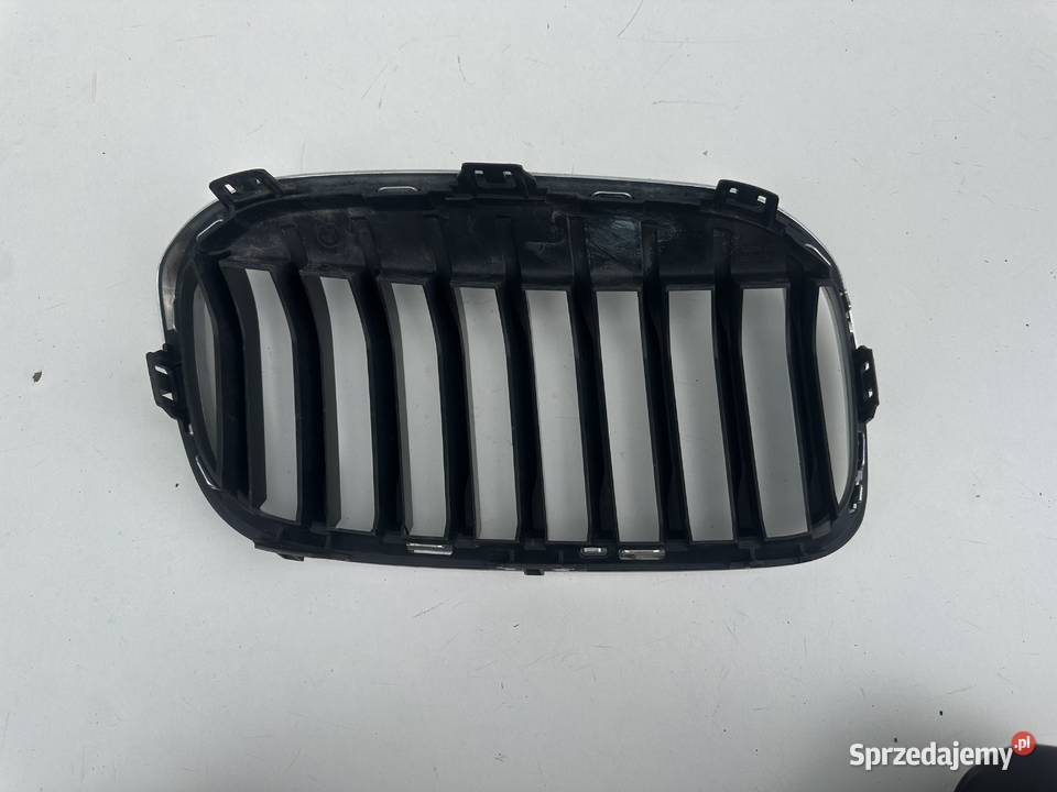 BMW F46 CHROM NERKA ATRAPA KRATKA LEWA PRZÓD Międzychód