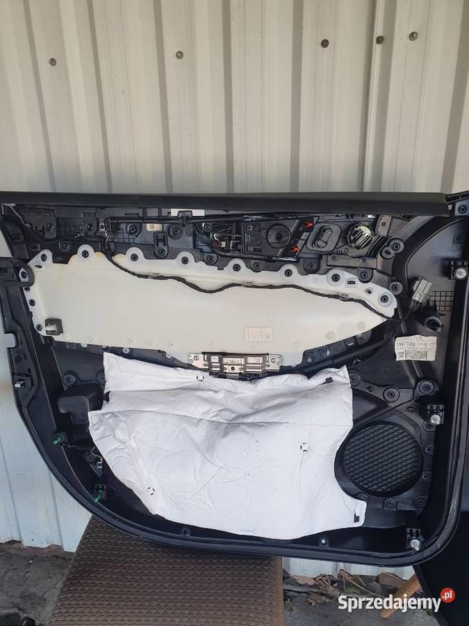 Ford Edge boczek dzwi prawych pomplet Przygody