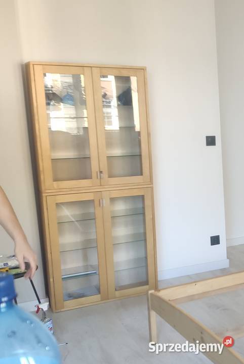 Używana Witryna drewniana przeszklona w typie