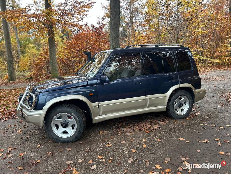 Suzuki Vitara V6 20 24V 1997 r 4D benzyna 4x4