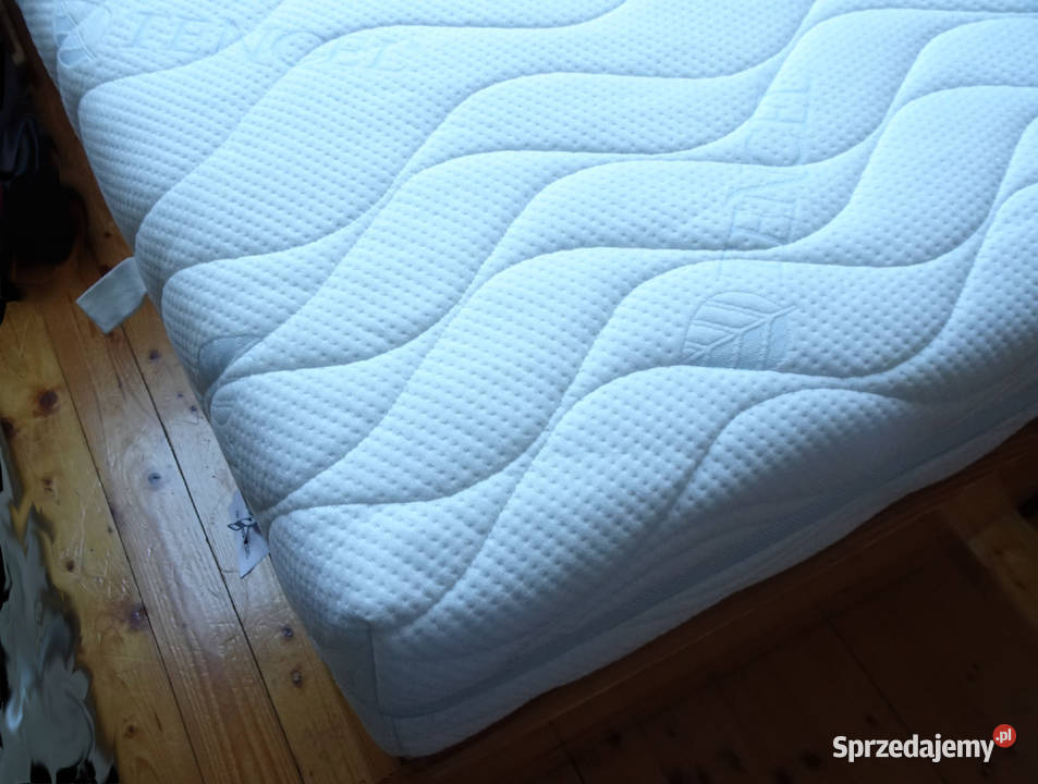 Sprężynowy materac Dreamzone GOLD S70 Jysk nowy