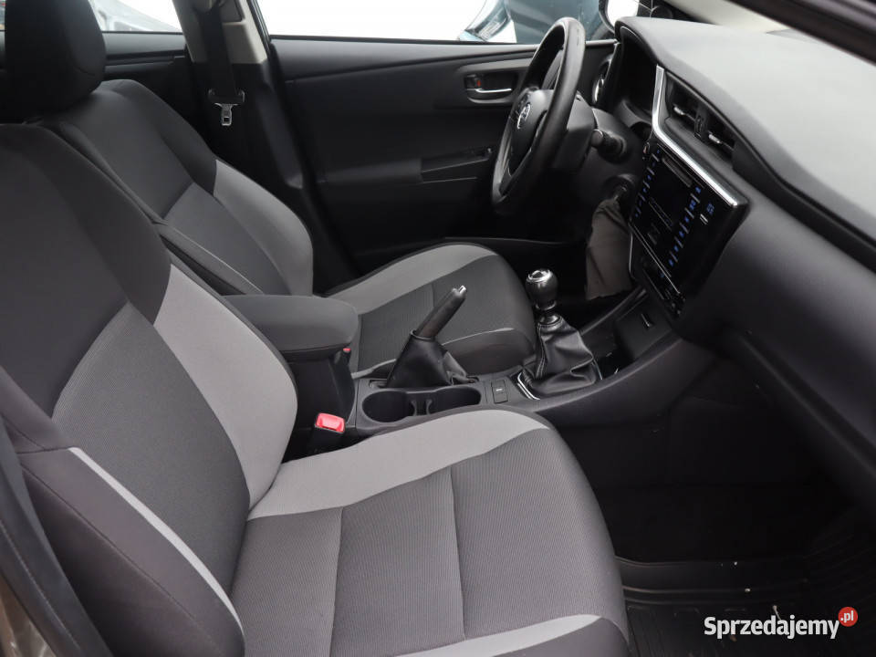 Toyota Auris 13 Dual VVTi ESP Katowice sprzedam
